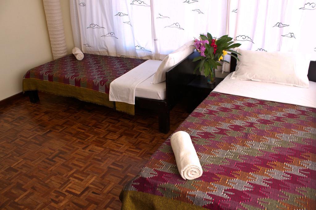 Dondrub Guest House Kathmandu Ngoại thất bức ảnh
